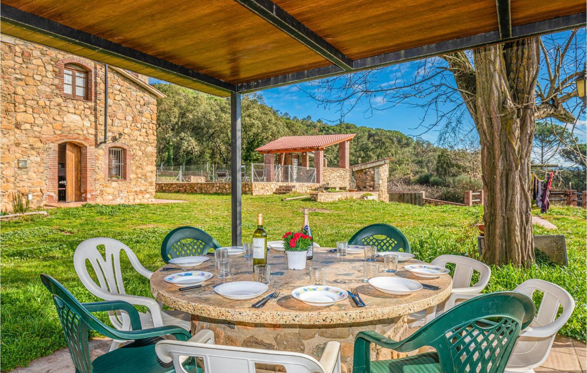 Awesome Home In Riells I Viabrea With Wifi Breda Exteriér fotografie