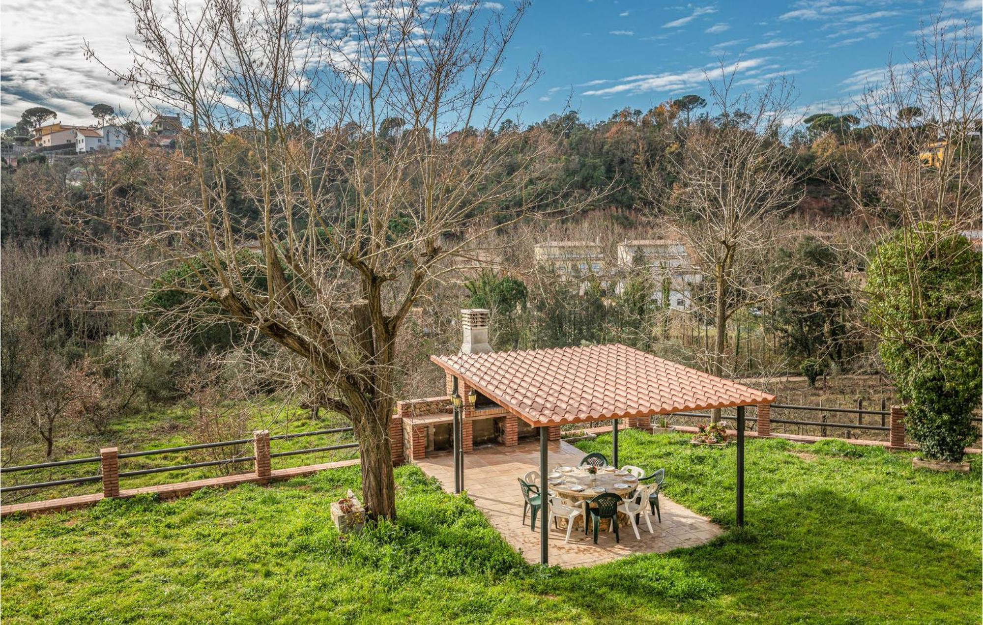 Awesome Home In Riells I Viabrea With Wifi Breda Exteriér fotografie